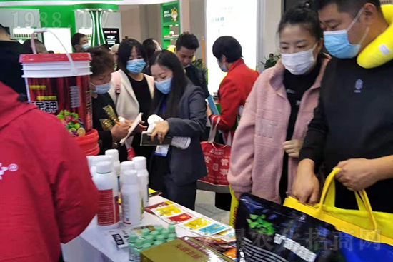 植物病毒病的“克星”！速殺蚜蟲白粉虱，，持效期長達40天！