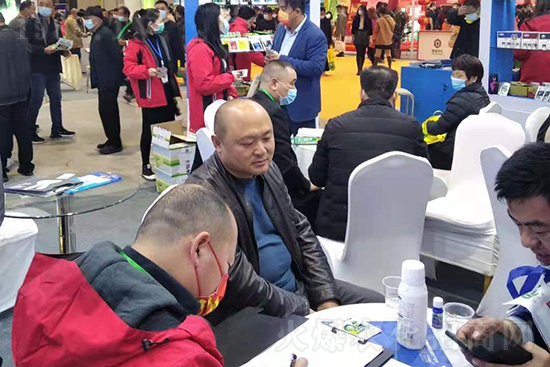 植物病毒病的“克星”！速殺蚜蟲白粉虱，，持效期長達40天！