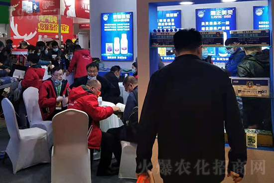 植物病毒病的“克星”！速殺蚜蟲白粉虱，，持效期長達40天！