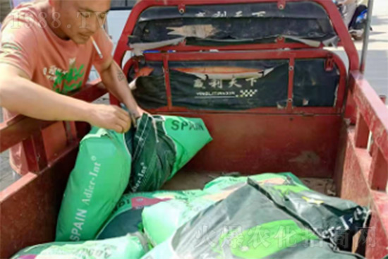 ��(f��)�Ϸʝq�r(ji��)���� �����@�׿�߶��M(j��n)�����ͷʅs�����Ј�(ch��ng)���G�G��