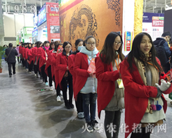 2016���K�Ͼ�ֲ���p������1988.TVչʾ���҂��M���M؟�Ĺ����B(t��i)����